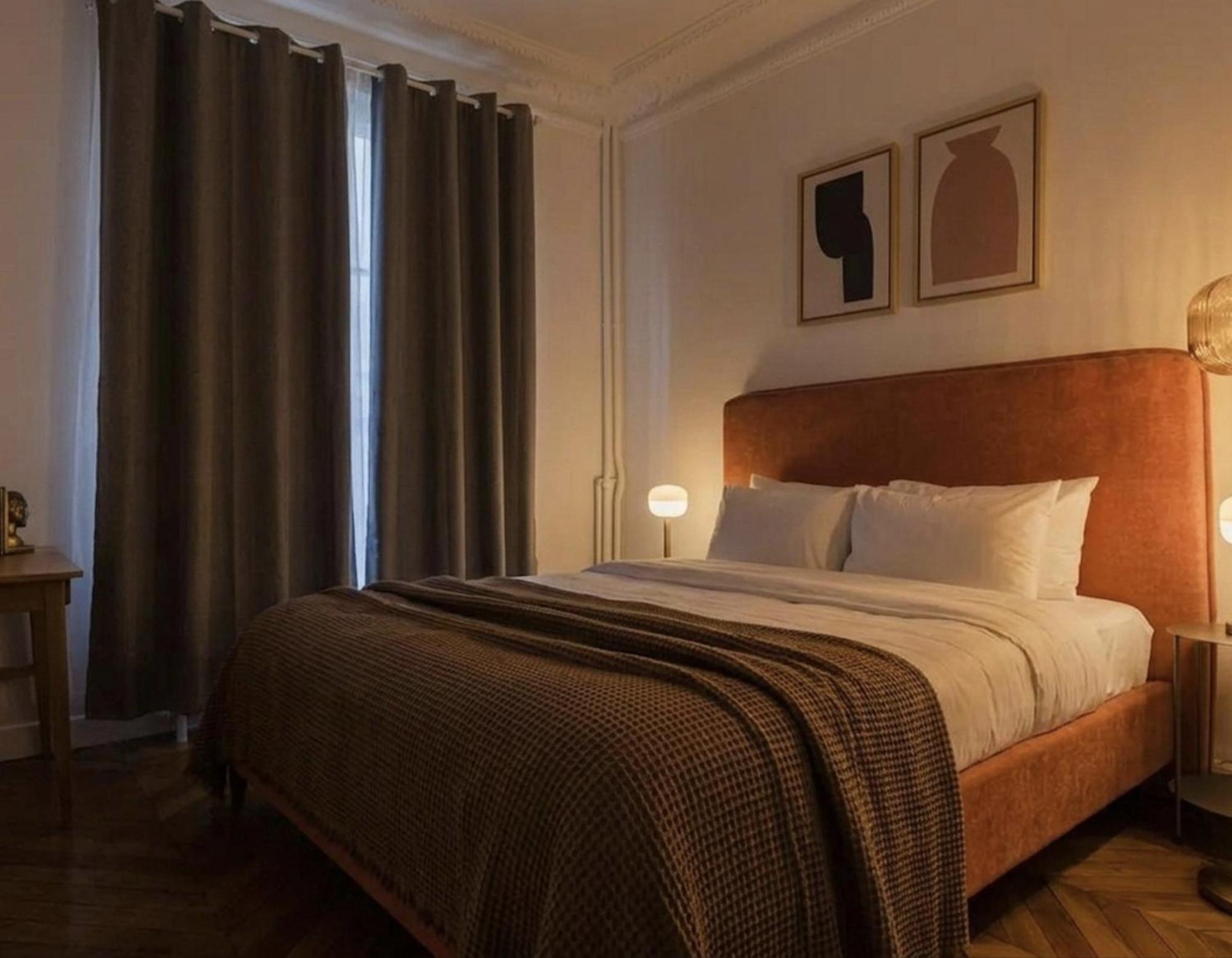 5br Champs Elysées Marbeuf Parigi